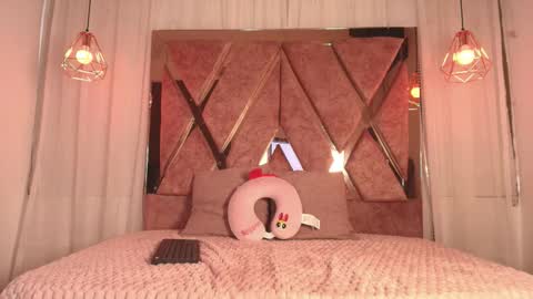 CANDY  online show from 09.17.25