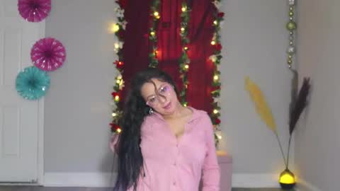 Snapshot of candy_girl_1830 chatting on 11.08.25 candy girl 1830 online show from 11.08.25