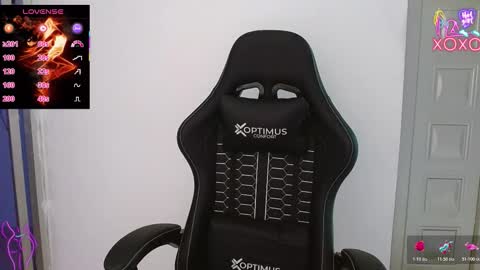 Snapshot of candy_giuliana21 chatting on 02.11.26 candy_giuliana21 online show from 02.11.26