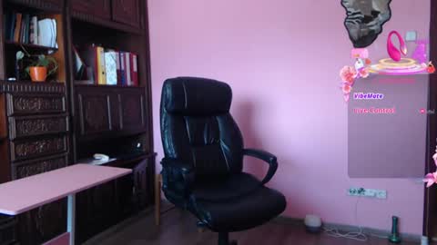 Snapshot of candy_hellenx chatting on 06.15.26 candy_hellenx online show from 06.15.26