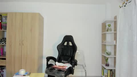 Nickol online show from 01.09.26