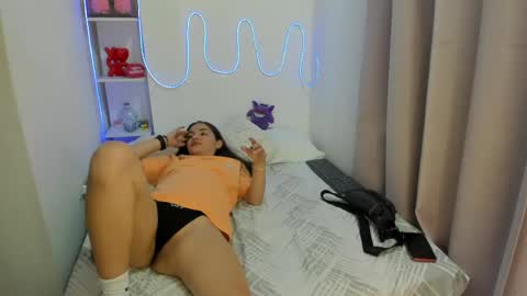 candy_kitty7343 online show from 05.06.26