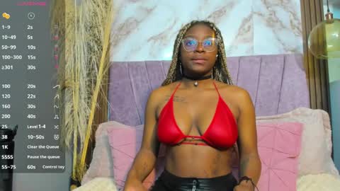 Snapshot of candy_williamss chatting on 05.02.26 cataleya online show from 05.02.26
