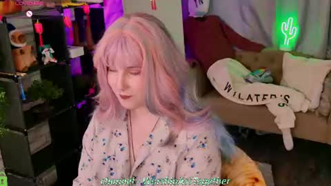 Snapshot of candy_yeahh chatting on 06.22.26 Mary online show from 06.22.26