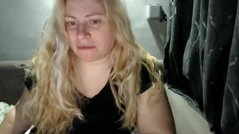Snapshot of candycream74 chatting on 01.26.25 Laura online show from 01.26.25