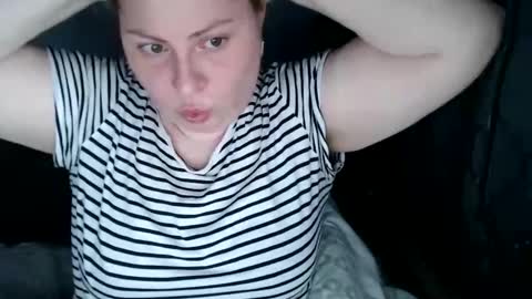 Snapshot of candycream74 chatting on 01.30.25 Laura online show from 01.30.25