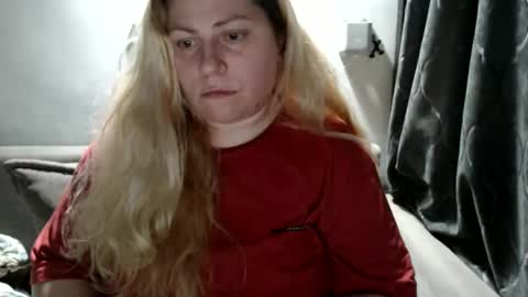 Snapshot of candycream74 chatting on 02.25.25 Laura online show from 02.25.25