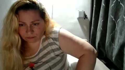 Snapshot of candycream74 chatting on 03.07.25 Laura online show from 03.07.25