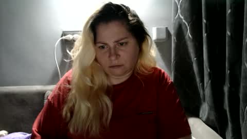 Snapshot of candycream74 chatting on 09.21.25 Laura online show from 09.21.25