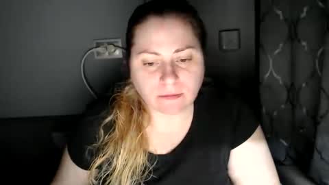 Snapshot of candycream74 chatting on 09.27.25 Laura online show from 09.27.25