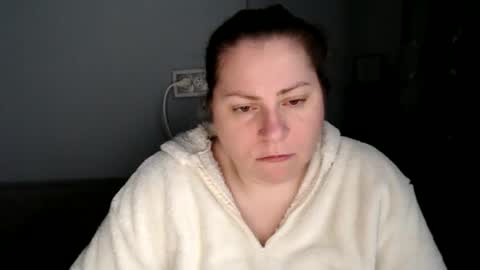 Snapshot of candycream74 chatting on 10.05.25 Laura online show from 10.05.25