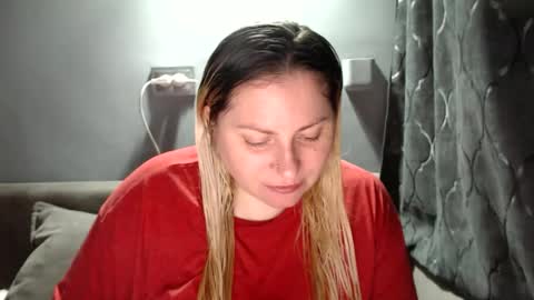 Snapshot of candycream74 chatting on 10.18.25 Laura online show from 10.18.25