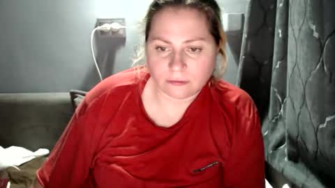 Snapshot of candycream74 chatting on 10.21.25 Laura online show from 10.21.25