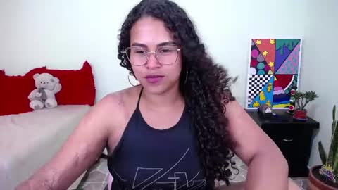 Snapshot of candyhot_sex chatting on 06.11.26 Karen online show from 06.11.26