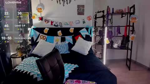 Snapshot of candykimmy chatting on 09.30.25 Sofia online show from 09.30.25