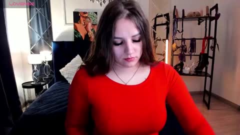 Snapshot of candykimmy chatting on 11.17.25 Sofia online show from 11.17.25