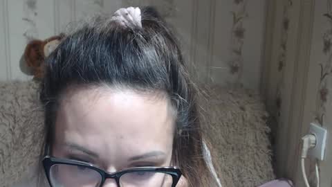 say meow and send tip  online show from 12.10.24