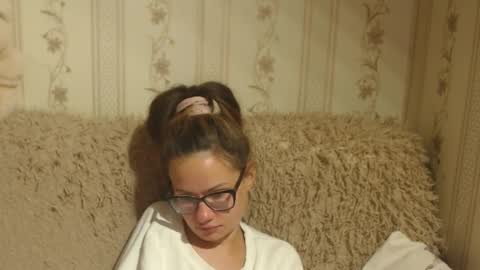 say meow and send tip  online show from 09.16.25