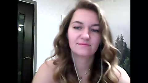 Daisy online show from 12.15.25