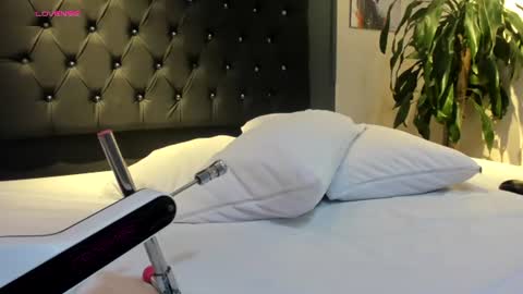 Snapshot of candyrose__ chatting on 07.19.26 candyrose__ online show from 07.19.26