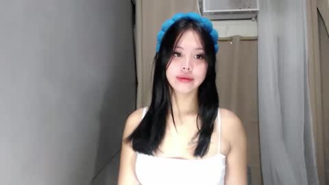 Snapshot of candysweetcum_ chatting on 06.08.26 CALL ME SAM online show from 06.08.26