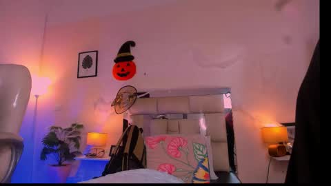 Candy online show from 11.03.25