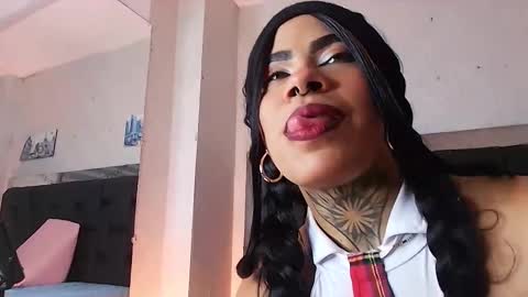 Aura  online show from 02.26.25