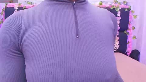 Aura  online show from 10.09.25