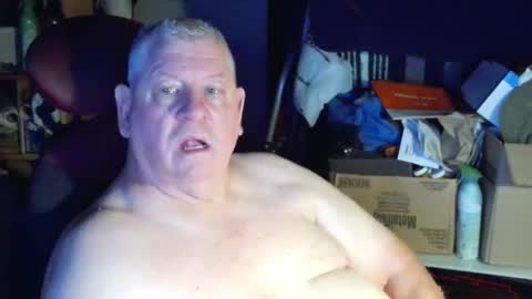 Snapshot of canoelicker69 chatting on 09.11.25 canoelicker69 online show from 09.11.25