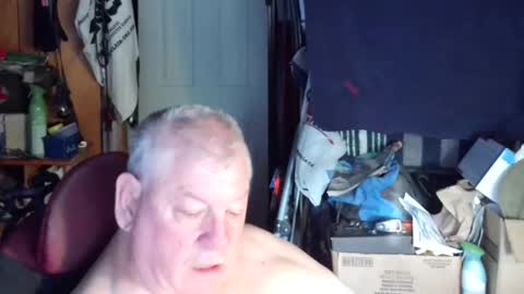 Snapshot of canoelicker69 chatting on 09.14.25 canoelicker69 online show from 09.14.25