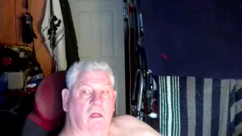 Snapshot of canoelicker69 chatting on 10.29.25 canoelicker69 online show from 10.29.25