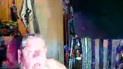 Snapshot of canoelicker69 chatting on 11.04.25 canoelicker69 online show from 11.04.25