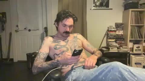 Snapshot of cantleavethehouse chatting on 01.28.25 cantleavethehouse online show from 01.28.25