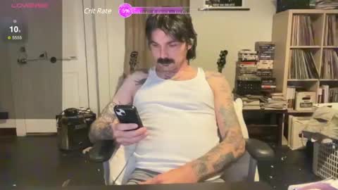 Snapshot of cantleavethehouse chatting on 03.04.25 cantleavethehouse online show from 03.04.25