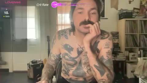 Snapshot of cantleavethehouse chatting on 03.08.25 cantleavethehouse online show from 03.08.25