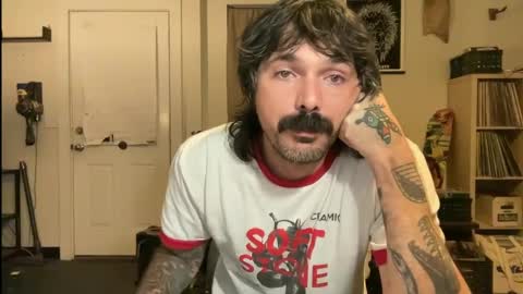 Snapshot of cantleavethehouse chatting on 09.24.25 cantleavethehouse online show from 09.24.25