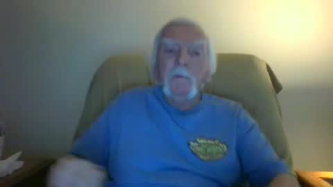 Snapshot of capecod21 chatting on 02.16.25 capecod21 online show from 02.16.25