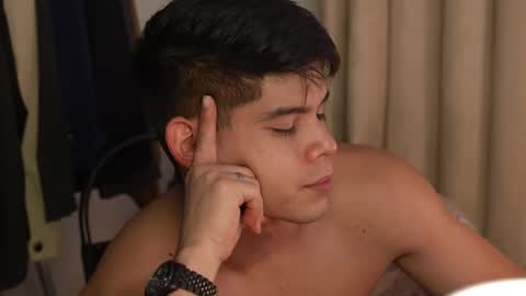 Snapshot of capizzi_ chatting on 12.03.24 David Capizzi online show from 12.03.24