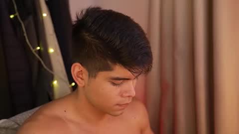 Snapshot of capizzi_ chatting on 12.22.24 David Capizzi online show from 12.22.24