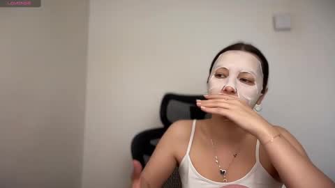 Emma online show from 02.12.25