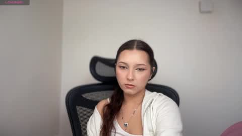 Emma online show from 02.12.25