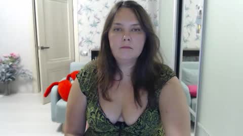 Snapshot of cappuchinno chatting on 11.12.25 cappuchinno online show from 11.12.25