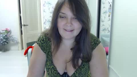 Snapshot of cappuchinno chatting on 11.16.25 cappuchinno online show from 11.16.25