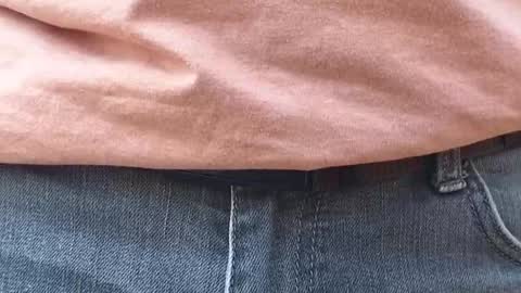 Snapshot of captain_juicyprecum chatting on 03.08.25 captian juicyprecum online show from 03.08.25