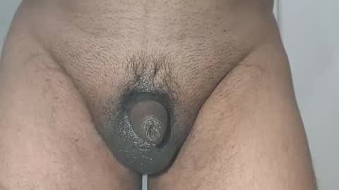 Snapshot of captain_juicyprecum chatting on 10.24.25 captian juicyprecum online show from 10.24.25