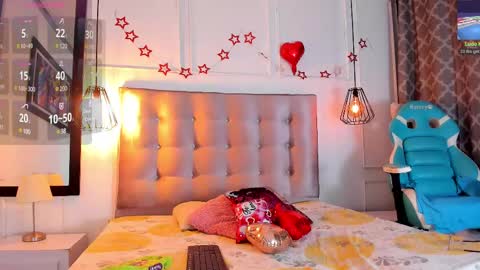 Snapshot of caraiosh_ chatting on 03.07.25 Cara online show from 03.07.25