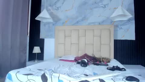 Snapshot of caraiosh_ chatting on 12.16.25 Cara online show from 12.16.25