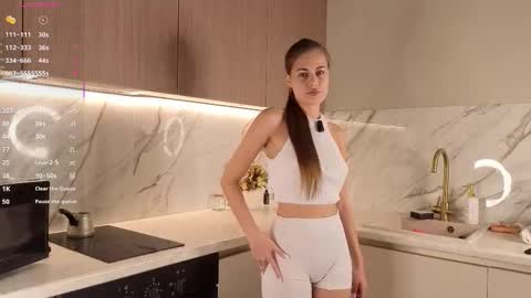 Bella online show from 10.27.25