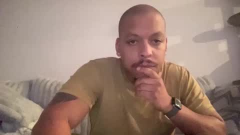 Snapshot of caramelizedzeus chatting on 11.11.25 caramelizedzeus online show from 11.11.25