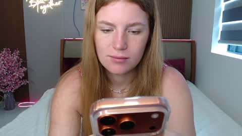 Snapshot of caramelstorm chatting on 04.10.26 Lana online show from 04.10.26